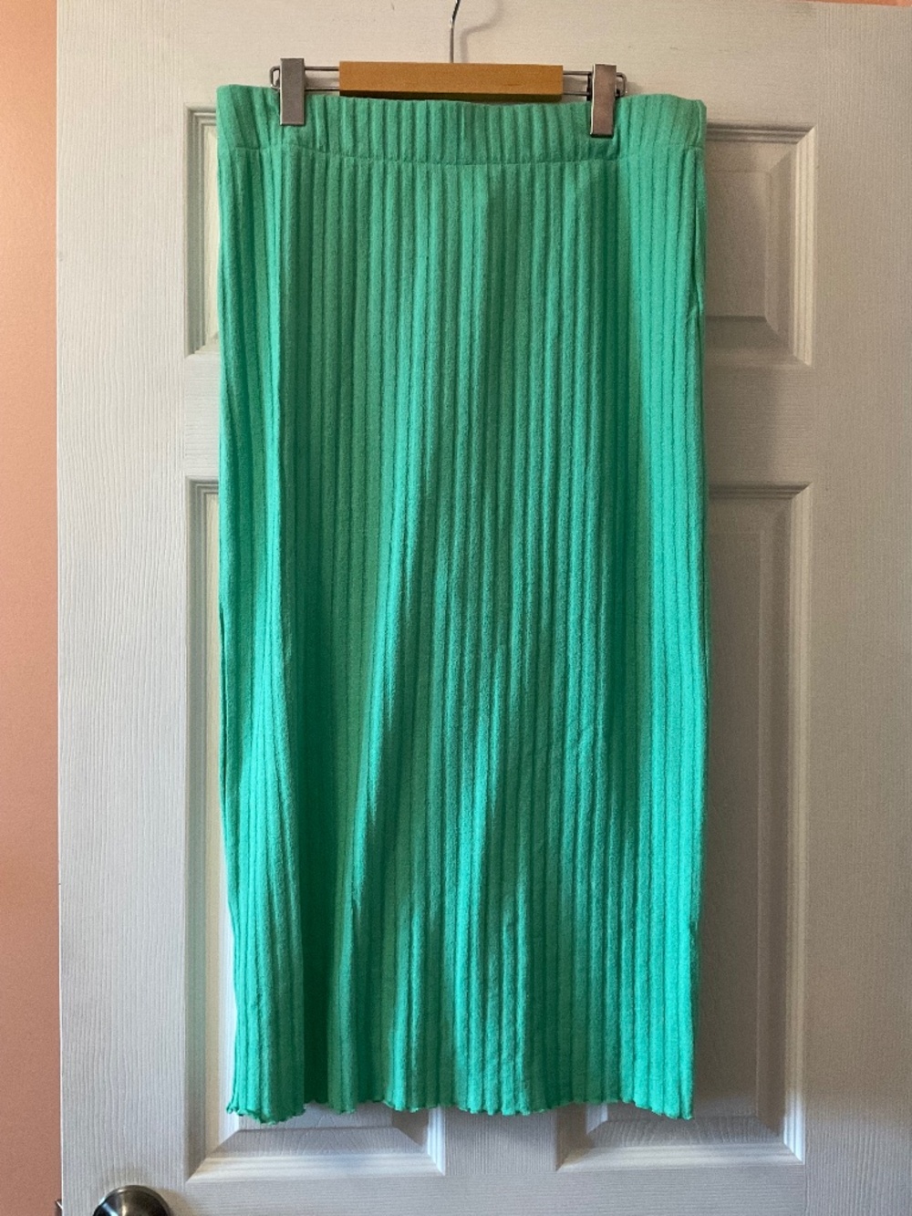 Bright green pencil skirt
